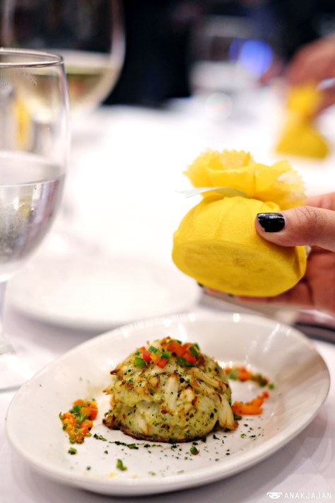 Sizzling Blue Crab Cakes IDR 230k