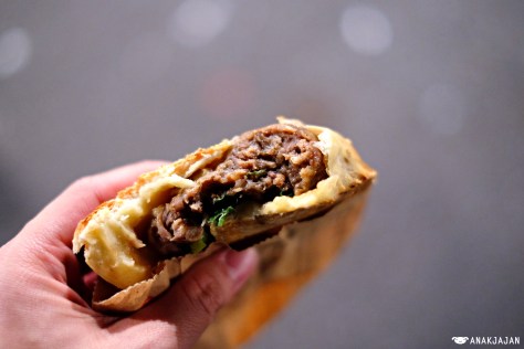 Pepper Bun or Hu Chiao Ping NT$ 40