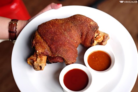 Crackling Pork Knuckle IDR 169k
