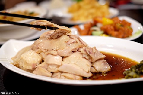 Signature Boiled Chicken IDR 105k Half/ IDR 198k Whole