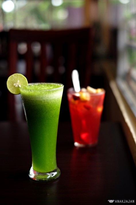 Healthy Juice IDR 25k // Ice Tea Sangria IDR 32k