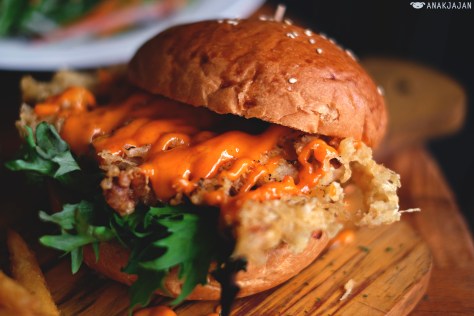 Soft Shell Crab Bun IDR 85k