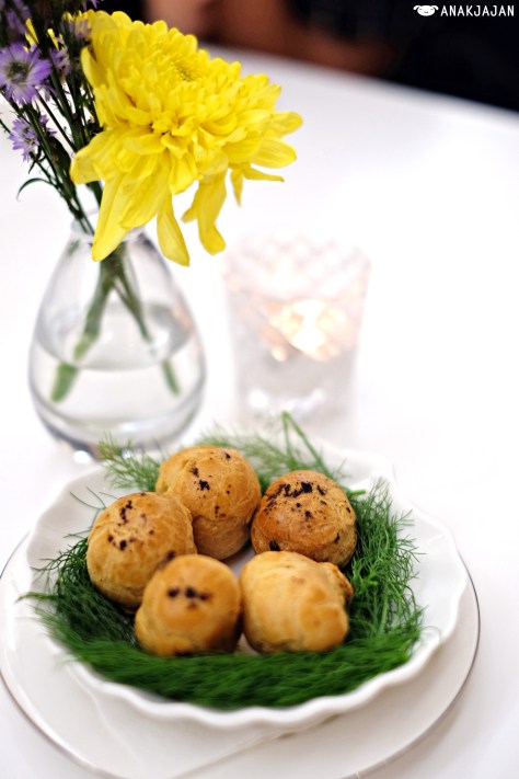 Truffle Choux IDR 70k