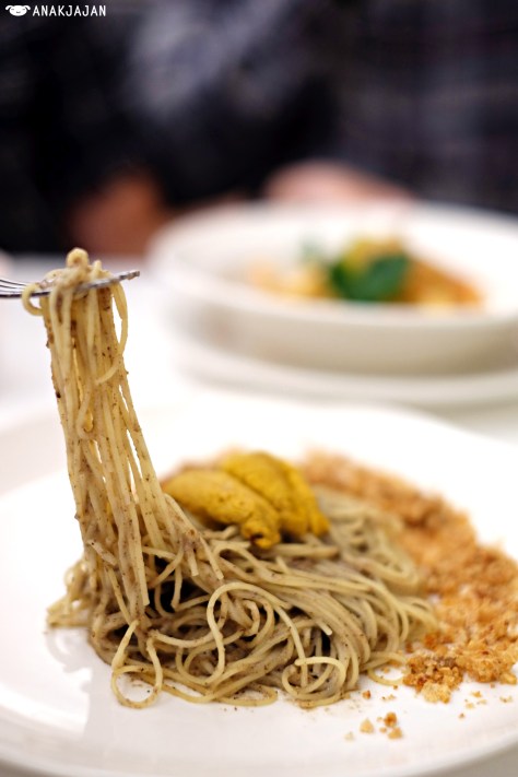 Sea Urchin - Pork Crackling - Truffled Angel Hair IDR 195k