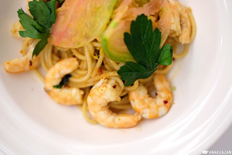 Fresh Shrimp Spaghetti with Lobster Oil IDR 125k