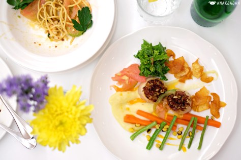 Hokkaido Scallop with Lemon XO Vinaigrette IDR 250k