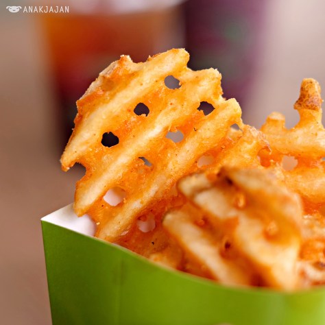 Waffle Fries IDR 20k