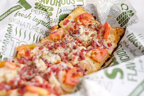 Honey Mustard Chicken Pizza IDR 50k