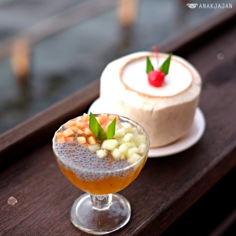 Puding Lemon Sereh (Lemon Grass Pudding), Puding Kelapa (Coconut Pudding)