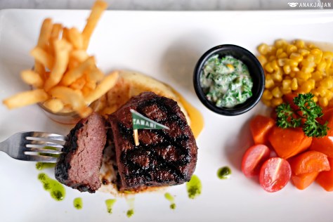 Wagyu Tenderloin Steak Special High Marbling-Grade 9 IDR 268k