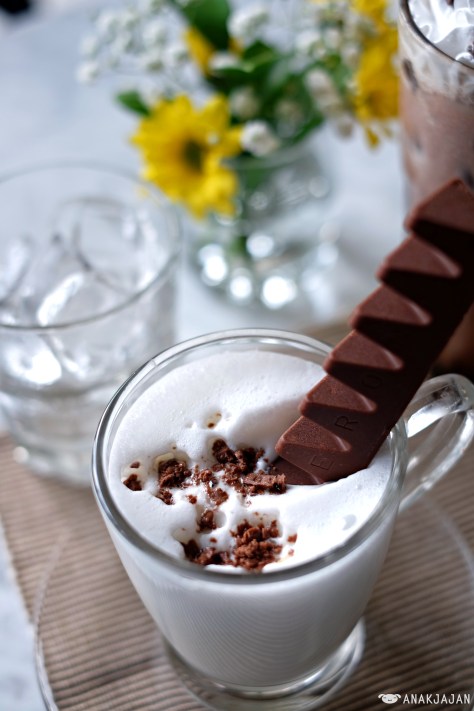 Milk Toblerone IDR 39k