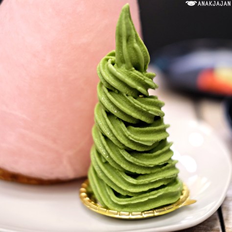 Toast Marshmallow IDR 14k + Cotton Candy IDR 4k + Soft Ice Cream IDR 16.5k