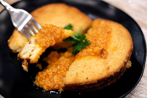 Toast Chili Crab Sauce IDR 19k