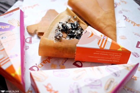 Cookie'n Creme Crepes IDR 14.545
