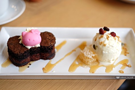 Honey Brownies IDR 78k