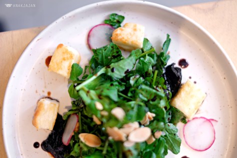 Halloumi Cheese Salad IDR 69k