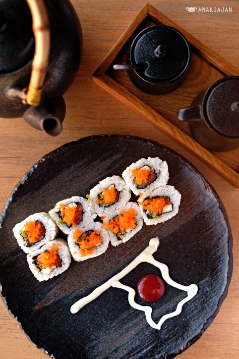 Kamikaze Roll IDR 88k