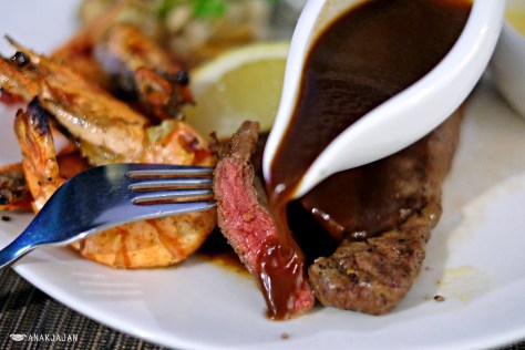 Grilled Wagyu Beef with Tiger Prawn 