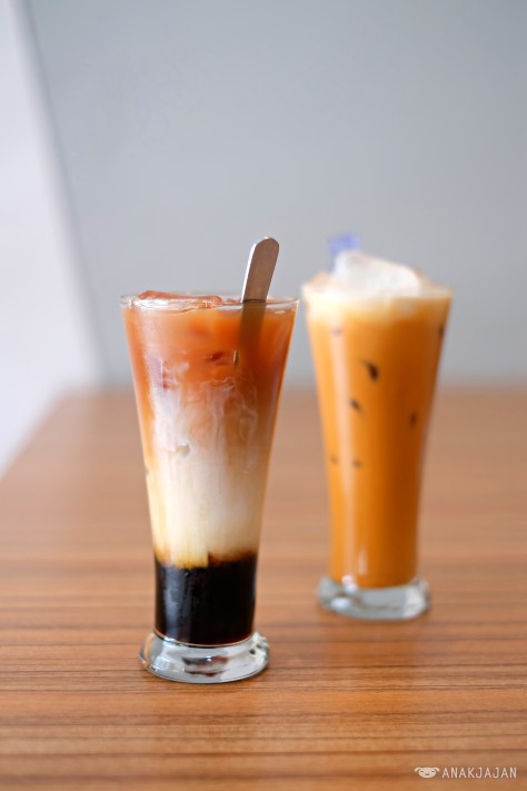 3 Layers Tea IDR 22k // Thai Tea IDR 22k