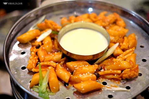seafood Tteokbokki with Cheese Fondue