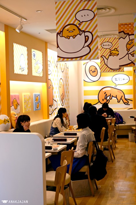 gudetama cafe