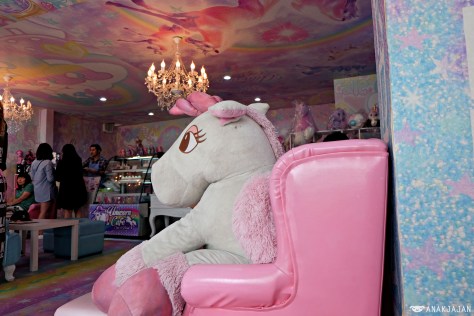 Unicorn Cafe