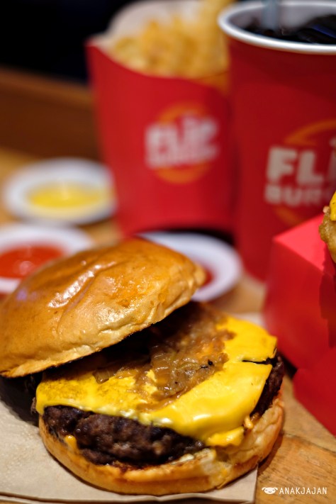 Cheese Burger IDR 35k