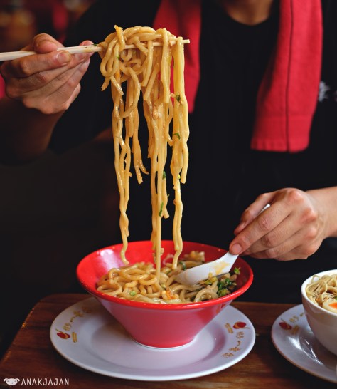 Mazesoba (Chicken/ Pork) IDR 58k + Tamtam IDR 8k