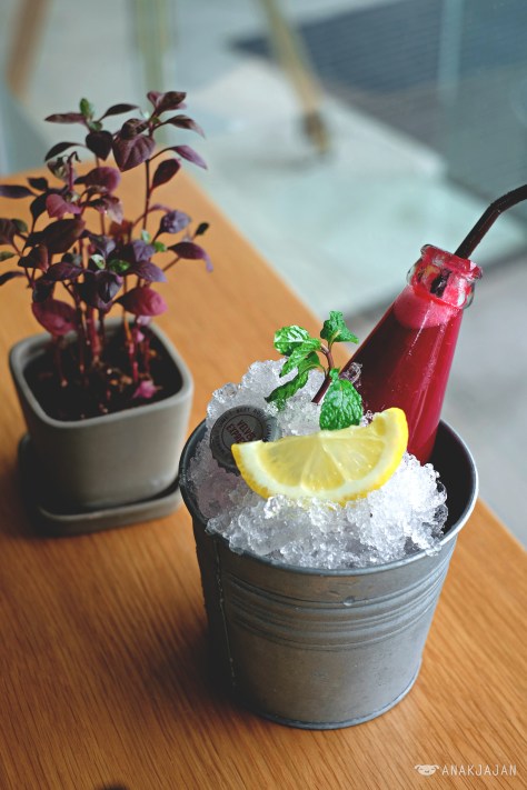 Velvet Express Juice THB 120