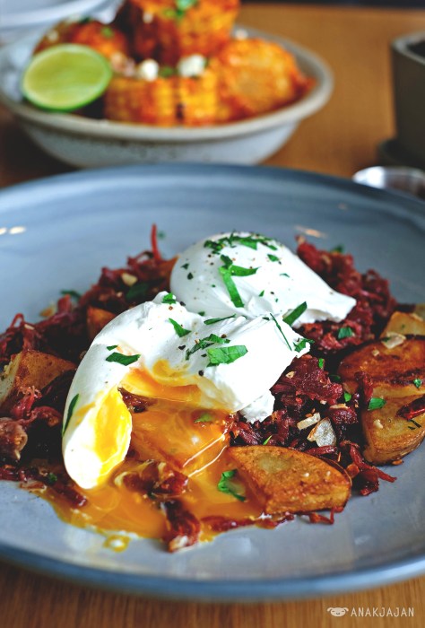 Corned Beef Hash THB 280