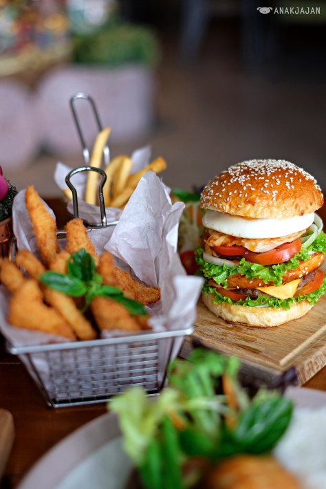 Double Decker IDR 75k