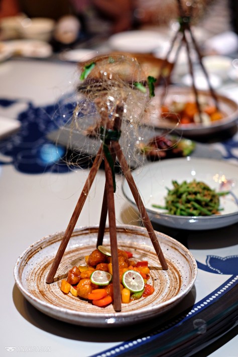 Sweet & Sour Chicken with Pineapple and Bell Pepper IDR 98k