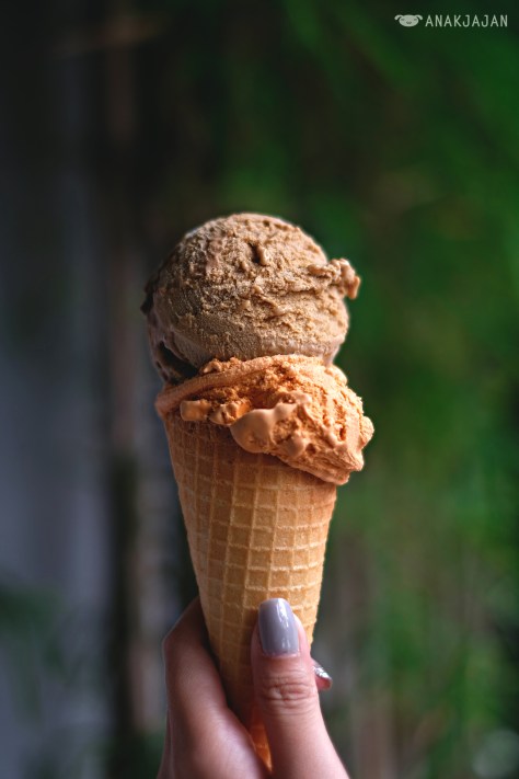 Coffee Baileys + Thai Tea