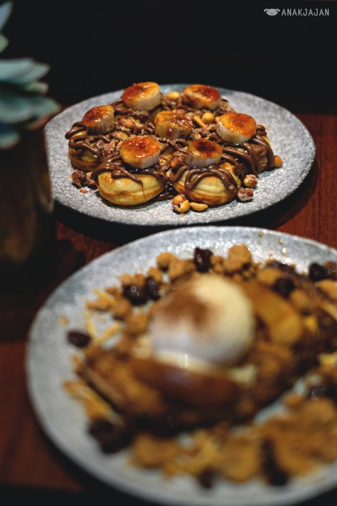 Poffertjes Nutella and Banana IDR 45k