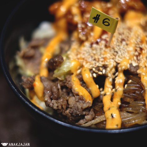 Combo IDR 45,455 (Korean BBQ Beef + Chili Fried Chicken)