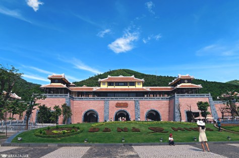 entrance/ ticket counter