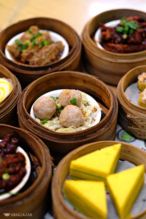 Steam Bakso Babi (Steamed Pork Meatballs) IDR 19k