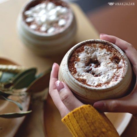 Crunchy Waffle Balls Milk IDR 40k