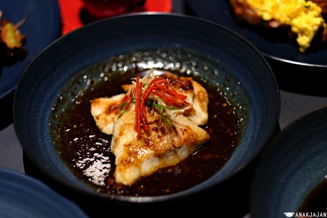 Ginger and Shallot Style Dory Fish IDR 100k