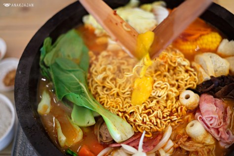 Korean Budae Jjigae IDR 215k(party), IDR 120k(date)