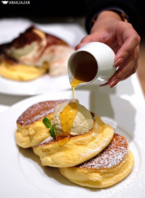 Happy Pancake JPY 1,100