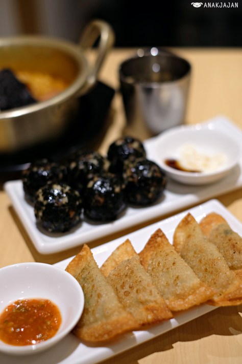 Fried Pork Dumplings IDR 30k/5 pcs