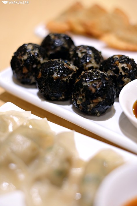 Rice Balls IDR 30k/6 pcs