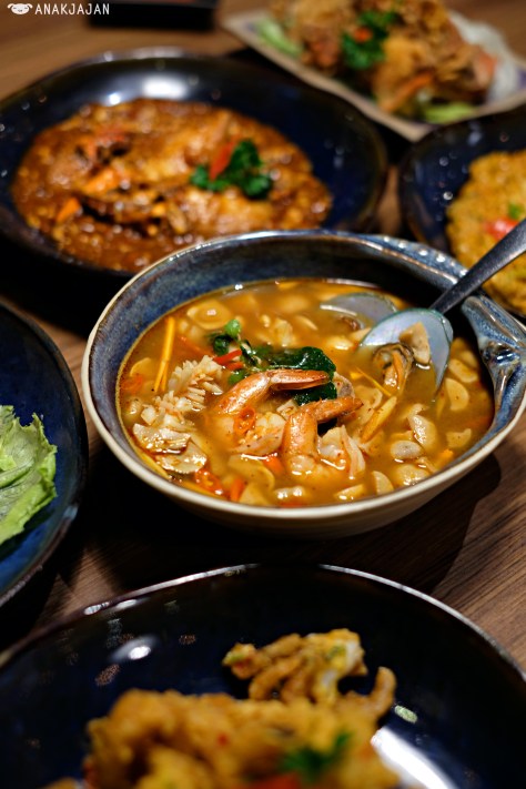 Tom Yum Seafood IDR 59k
