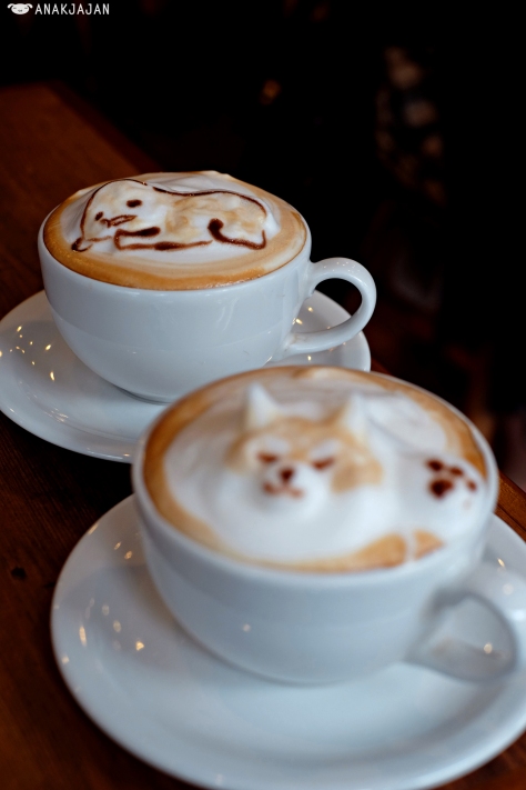 Cappuccino JPY 600 + 3D Latte Art JPY 400