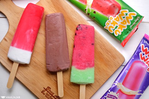 Waku Waku Happy Soda IDR 3k // Waku Waku Choco Bomb IDR 3k // Waku Waku Watermelon IDR 3k