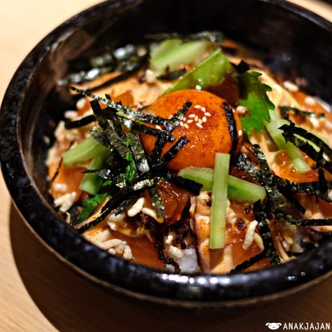 Salmon Yuke Aburi Don IDR 88k