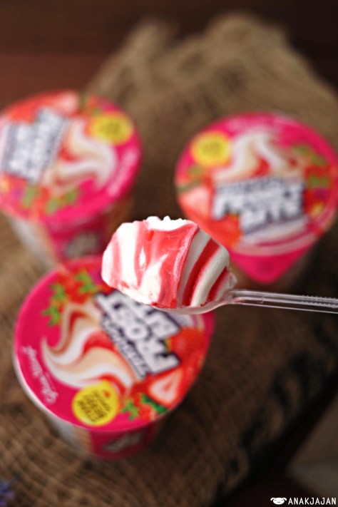 Frostbite Cup Strawberry Sauce IDR 4k