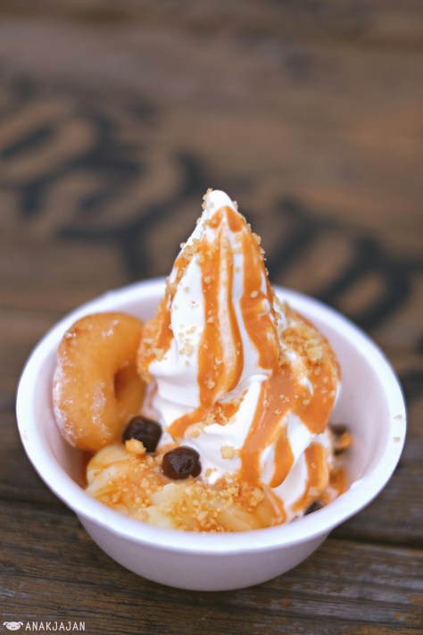 Donut Thai Tea with Soft Serve THB 70