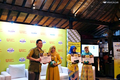 Blue Band Master Oleh-Oleh